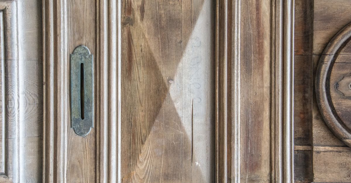 front door lock key — Woodbridge NJ Locksmith